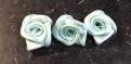 3 roses turquoise sur barette