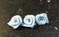 3 roses bleues sur barette