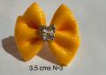 Jaune dor N3 papillon  argent et strass 3,5 cms